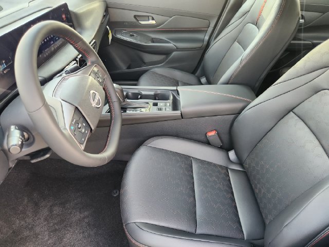 New 2027 Nissan Sentra SR w/ SR Premium Package FWD image 12