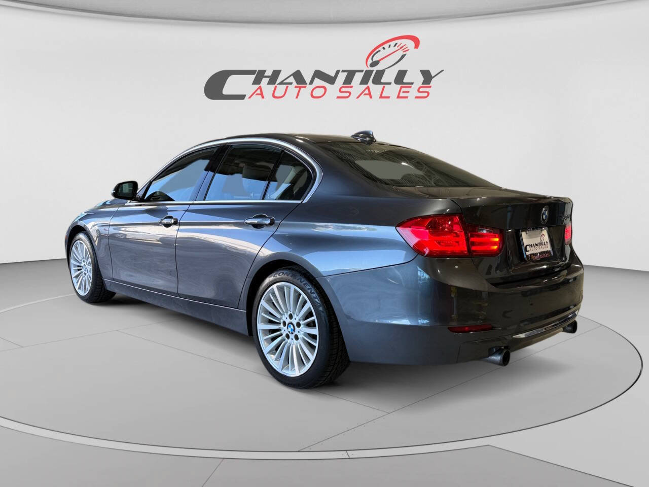 Used 2012 BMW 335i Sedan RWD image 3