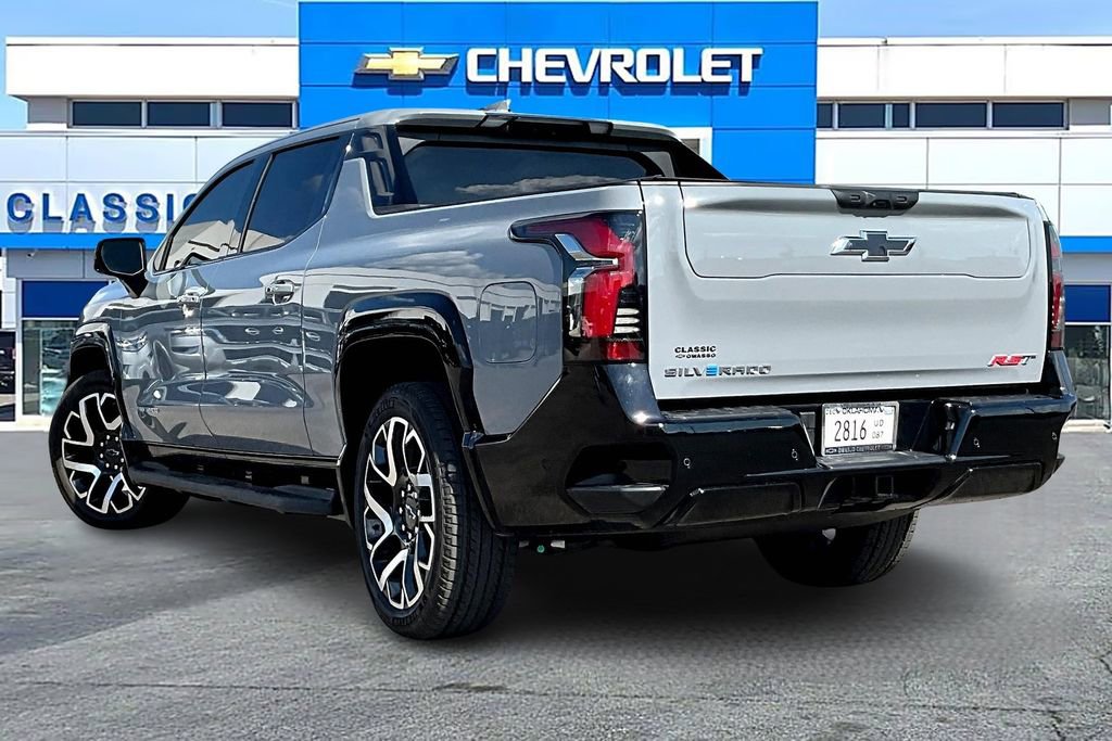 New 2025 Chevrolet Silverado EV RST AWD/4WD image 3