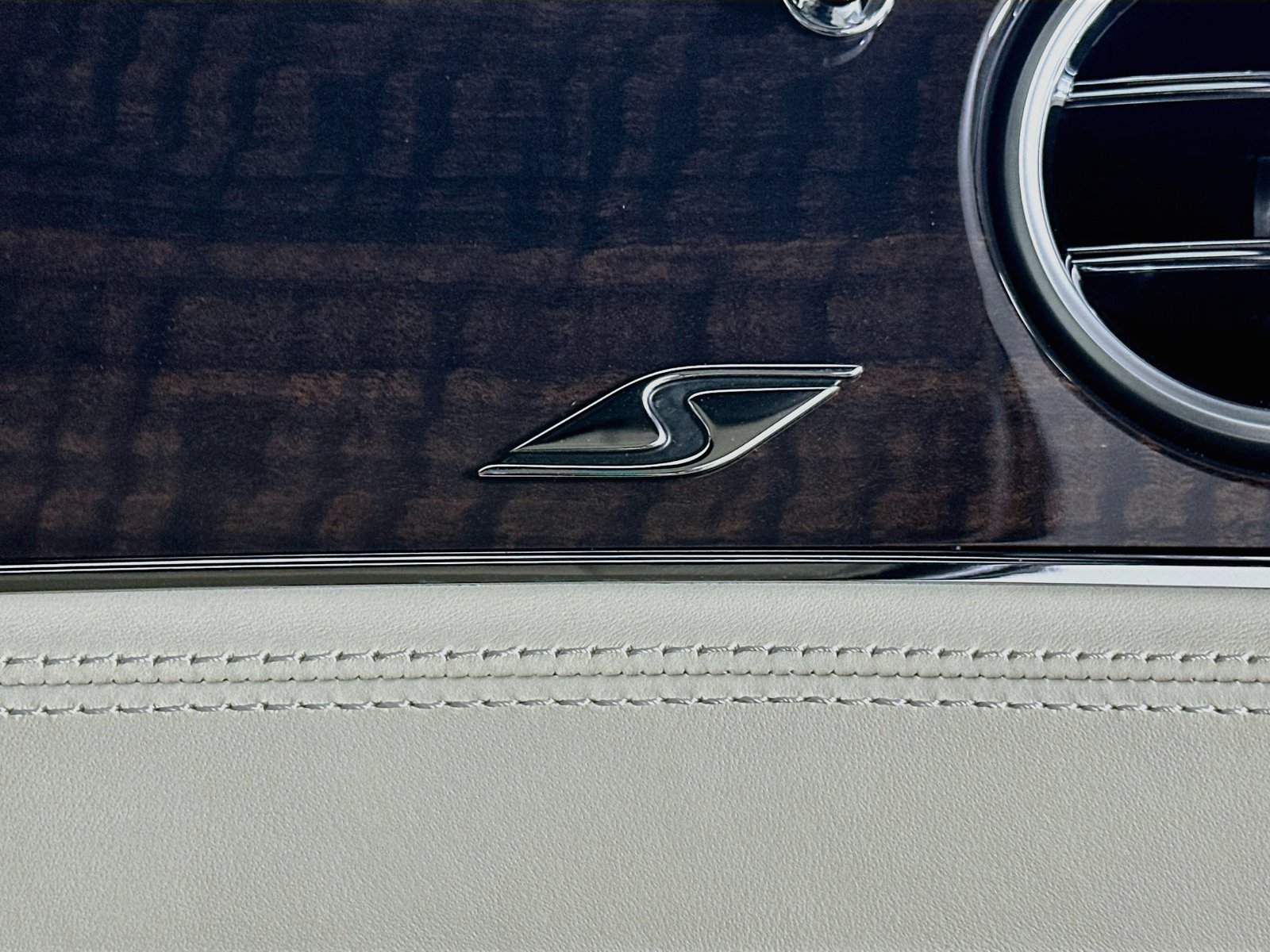 New 2026 Bentley Continental GT AWD/4WD image 46