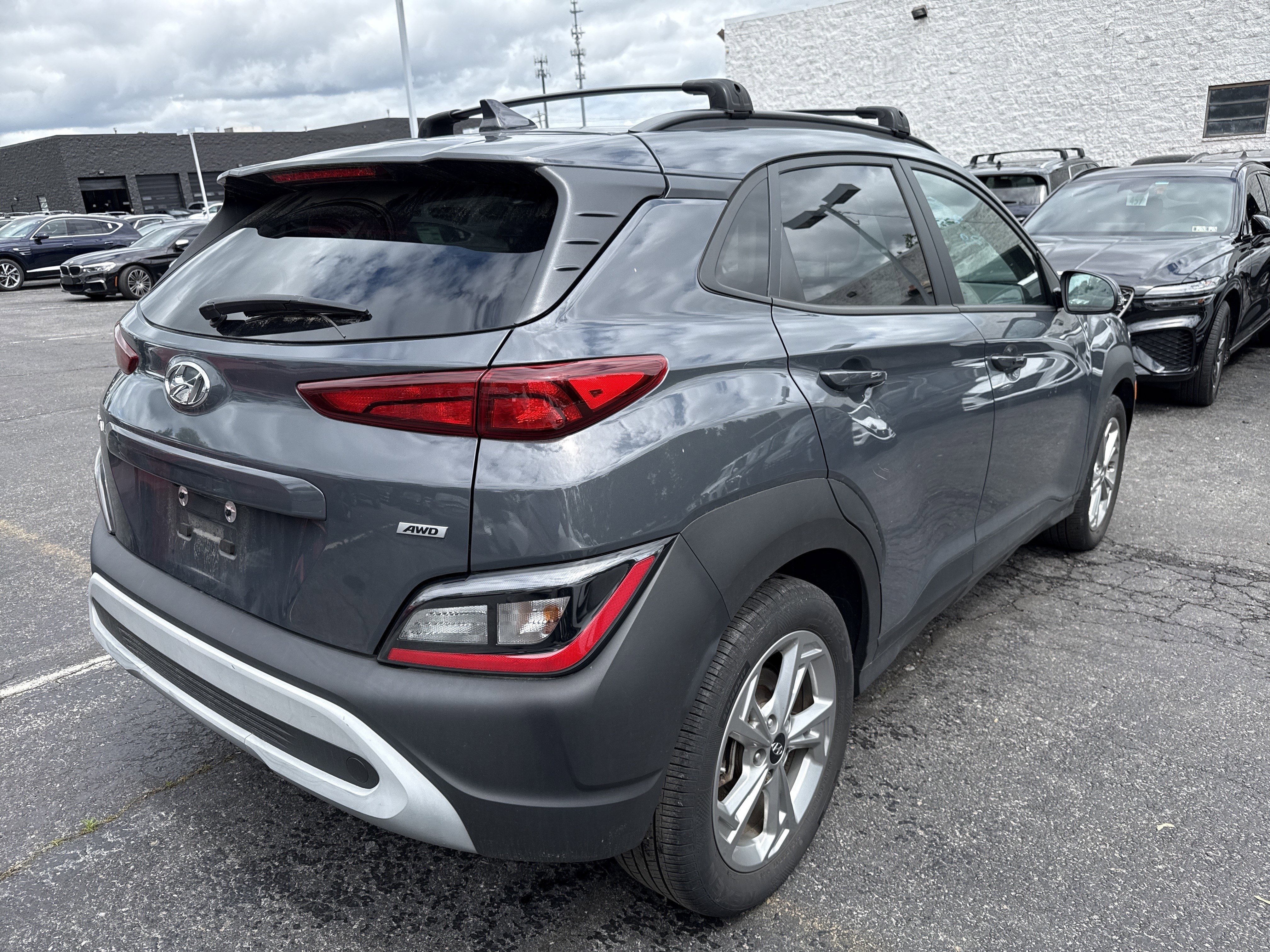 Certified 2023 Hyundai Kona SEL AWD/4WD image 7