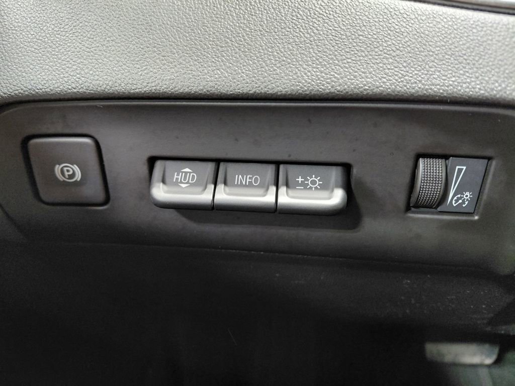 Used 2024 Buick Enclave Premium image 27