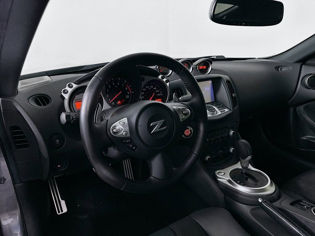 Used 2019 Nissan 370Z Touring Sport image 9
