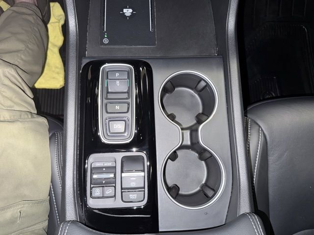 Used 2025 Honda Pilot Touring image 33