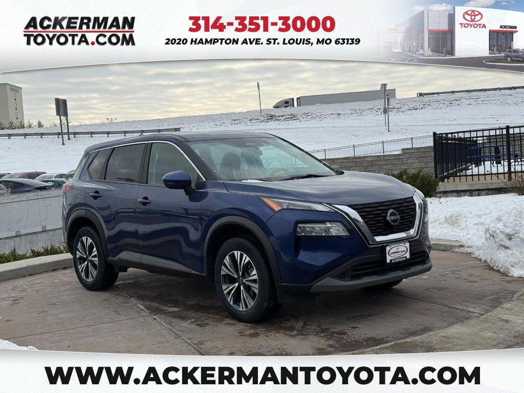 Used 2023 Nissan Rogue SV image 1