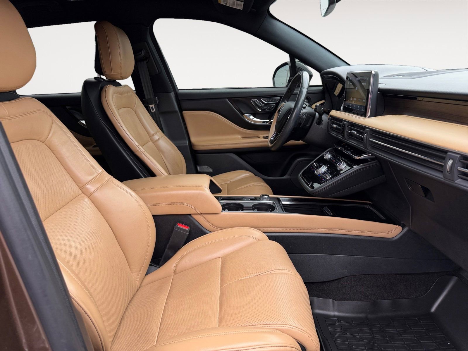 Used 2022 Lincoln Corsair Grand Touring w/ Elements Technology Bundle image 15