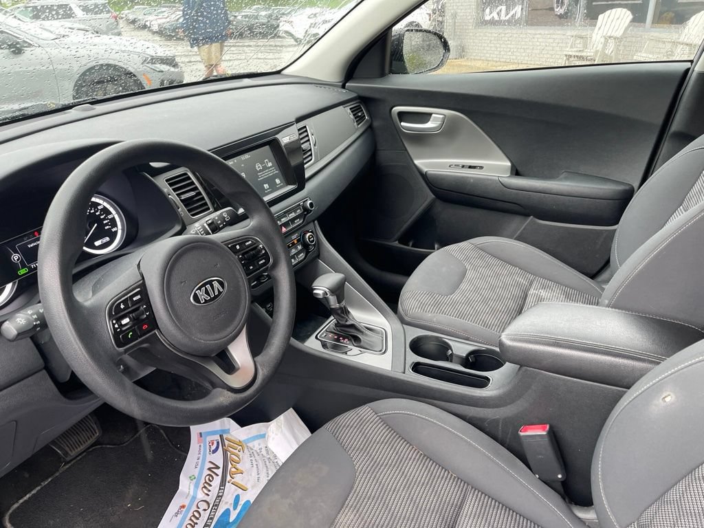 Used 2019 Kia Niro LX FWD image 6