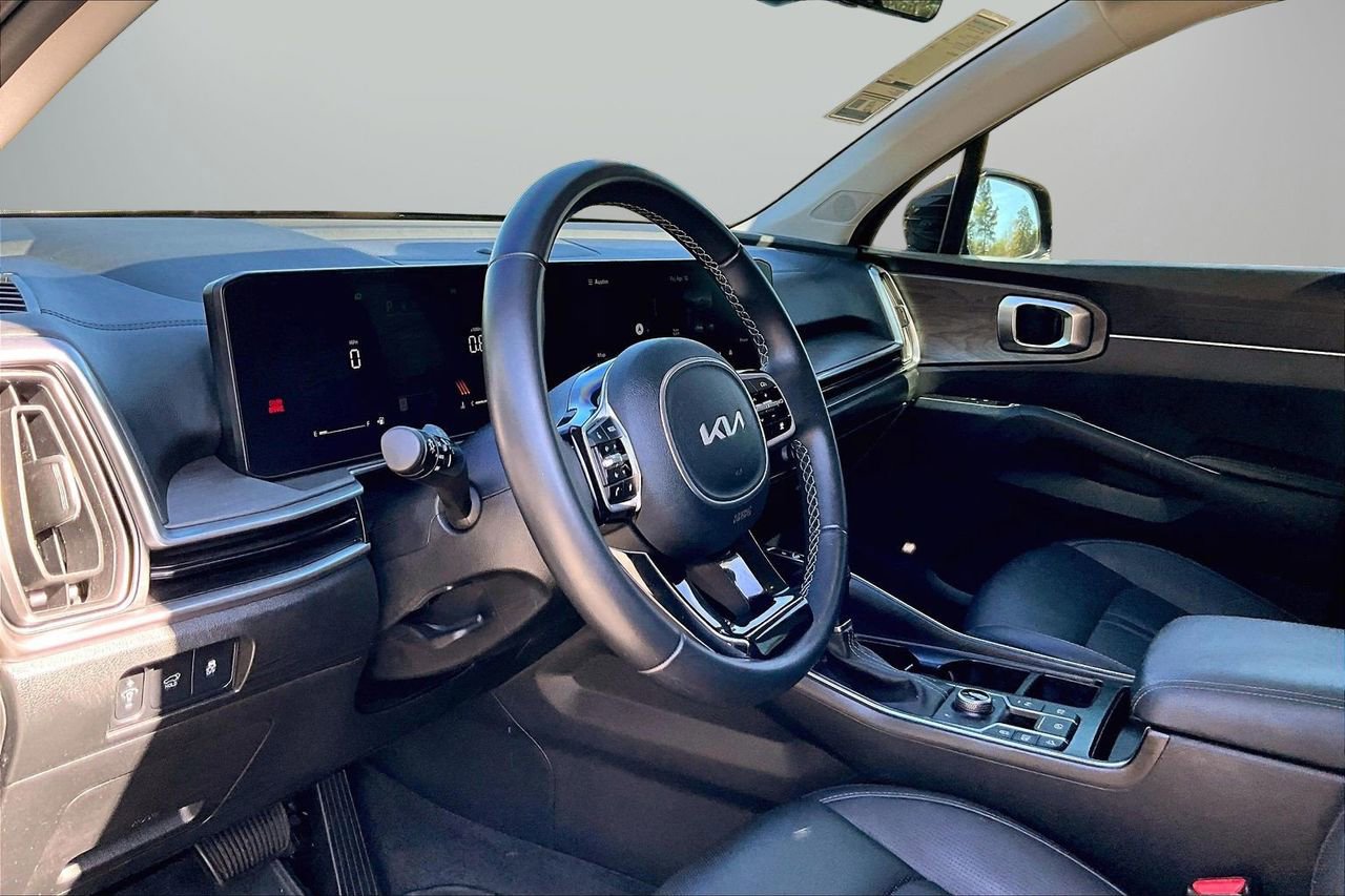 Used 2025 Kia Sorento X-Line EX image 20
