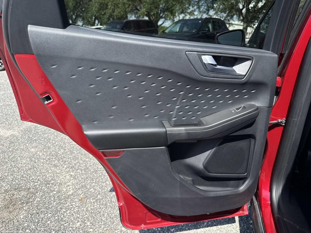 Used 2020 Ford Escape SEL FWD image 13