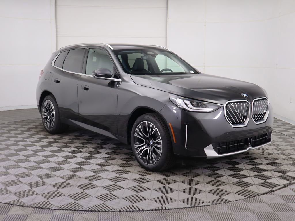 Certified 2025 BMW X3 xDrive30i w/ Premium Package AWD/4WD image 3