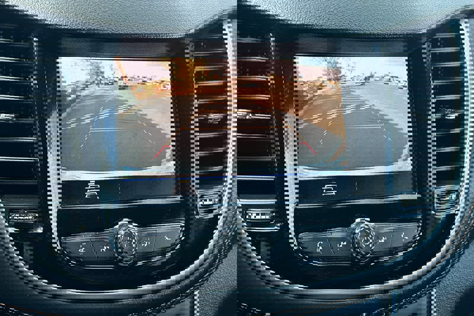 Used 2021 Chevrolet Trax LT image 20