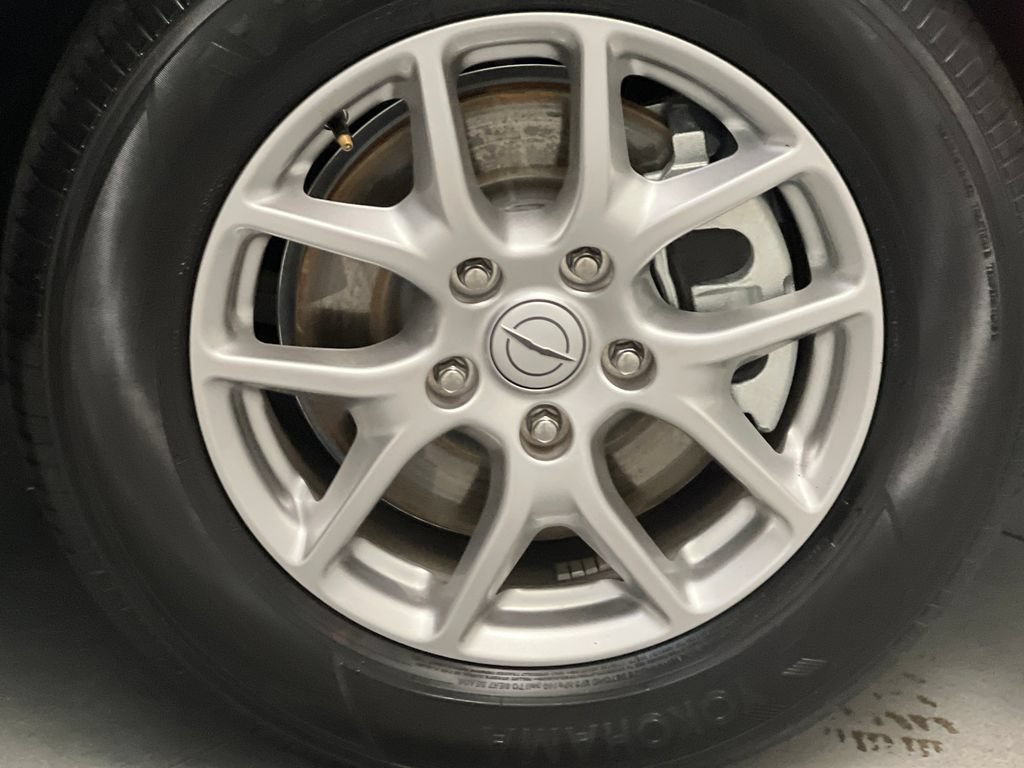 Used 2025 Chrysler Pacifica Select FWD image 81
