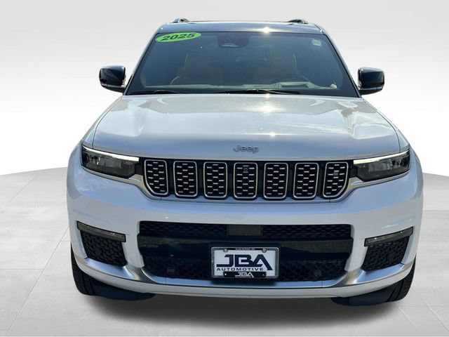 Used 2025 Jeep Grand Cherokee L Summit w/ Advanced Protech Group IV AWD/4WD image 23