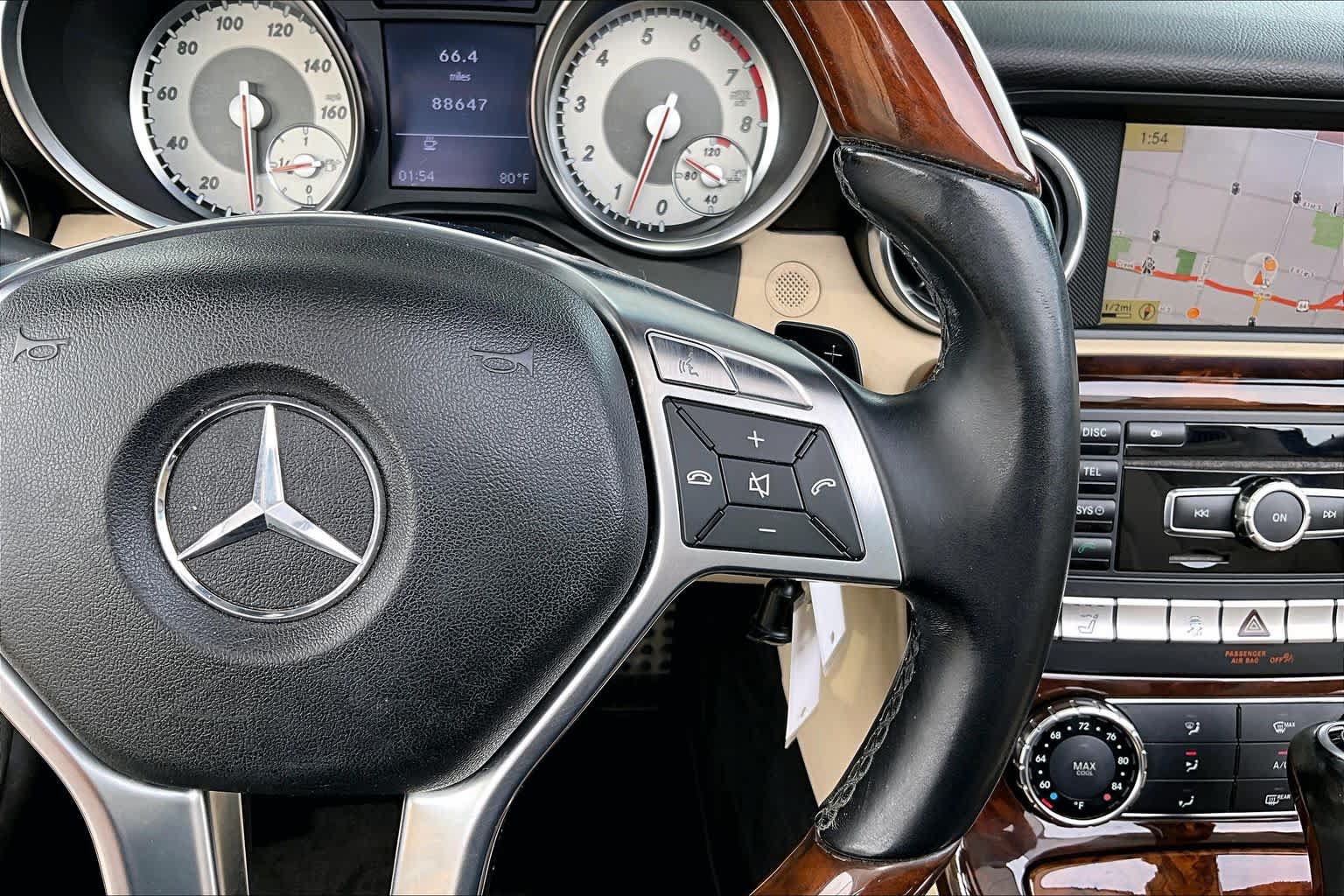 Used 2012 Mercedes-Benz SLK 350 image 22