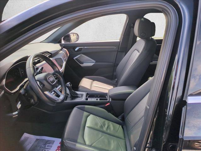 Used 2022 Audi Q3 2.0T Premium image 17