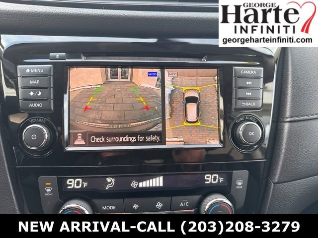 Used 2019 Nissan Rogue SV w/ Premium Package image 15