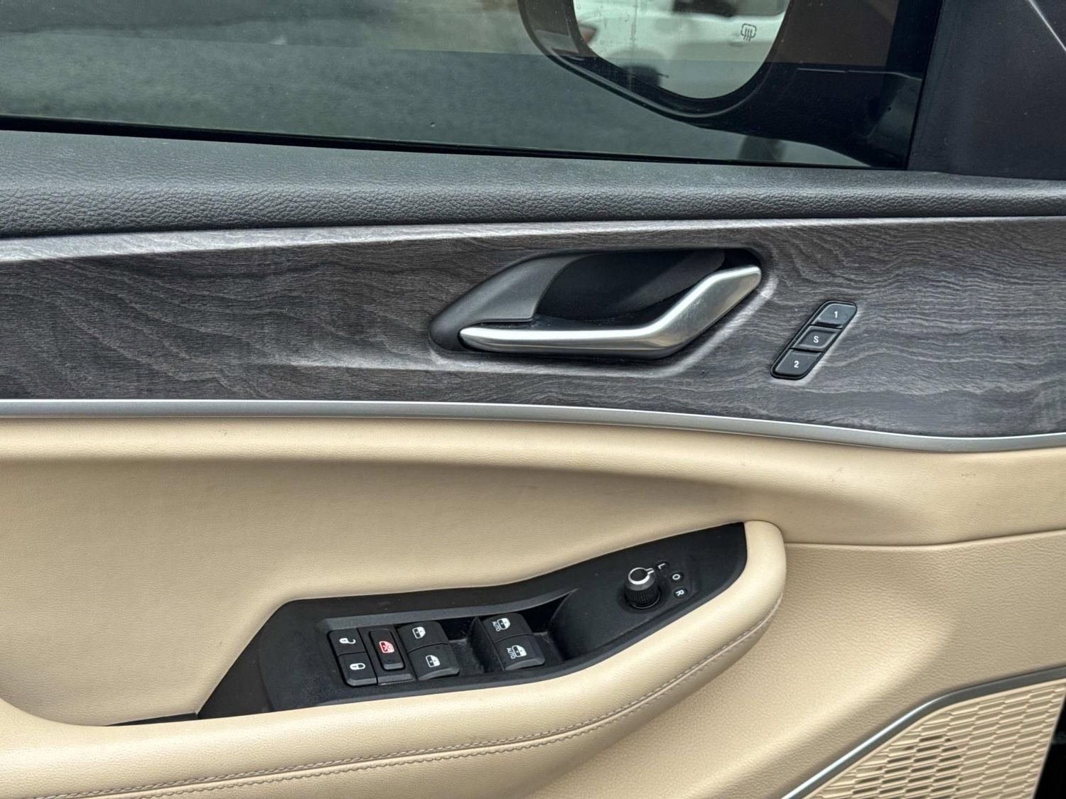 Used 2022 Jeep Grand Cherokee L Limited image 27