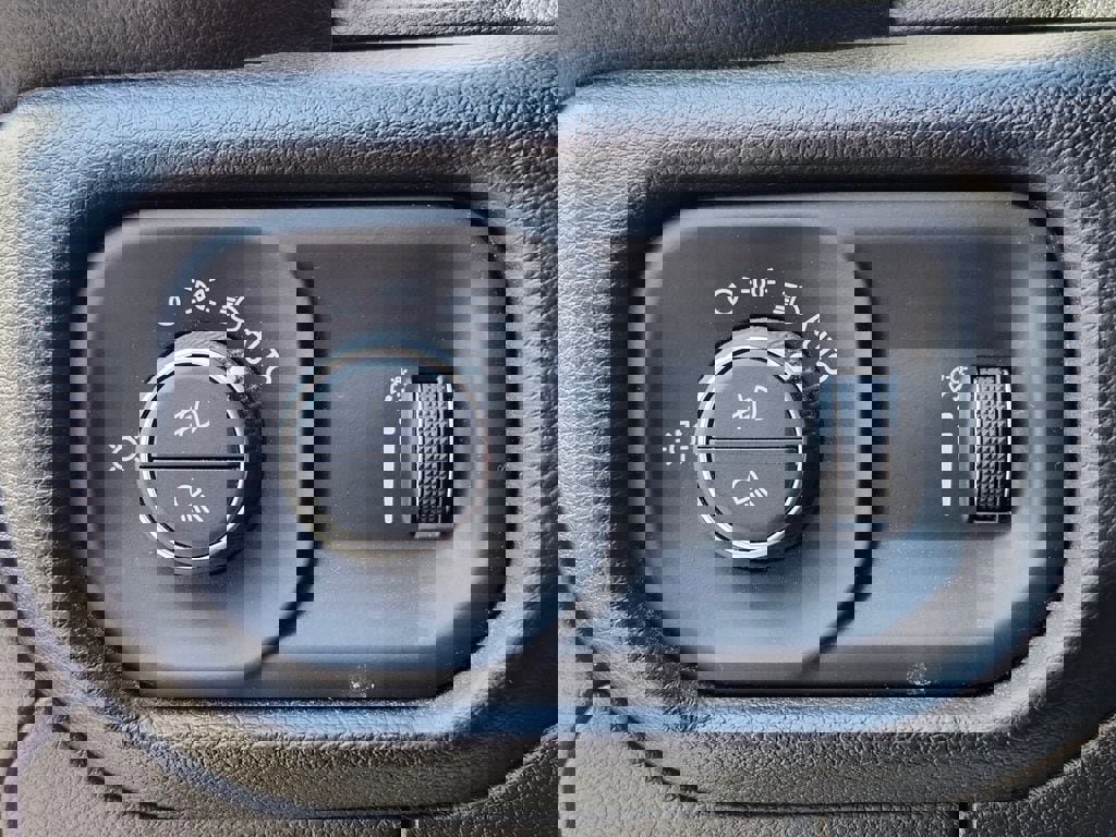 Used 2022 RAM 1500 Big Horn image 22