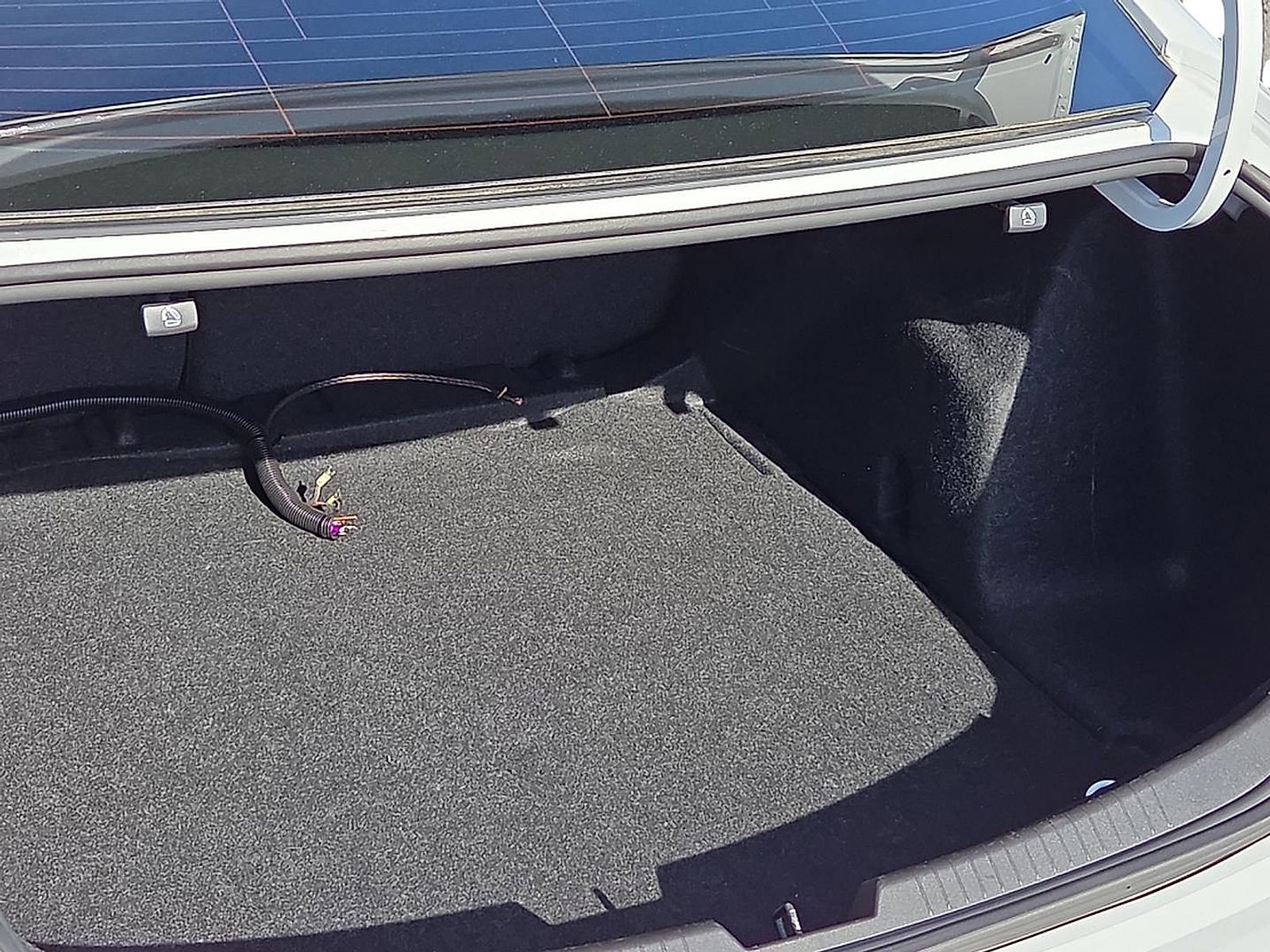 Used 2024 Chevrolet Malibu RS image 8