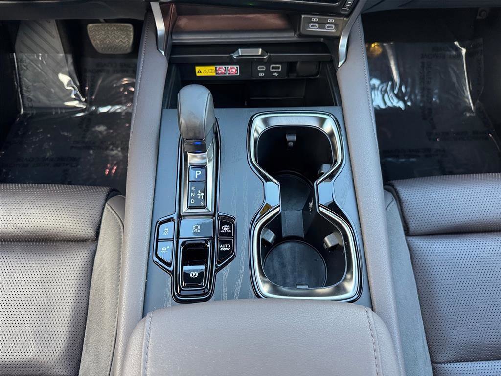 Used 2025 Lexus RX 450h AWD w/ Convenience Package image 13