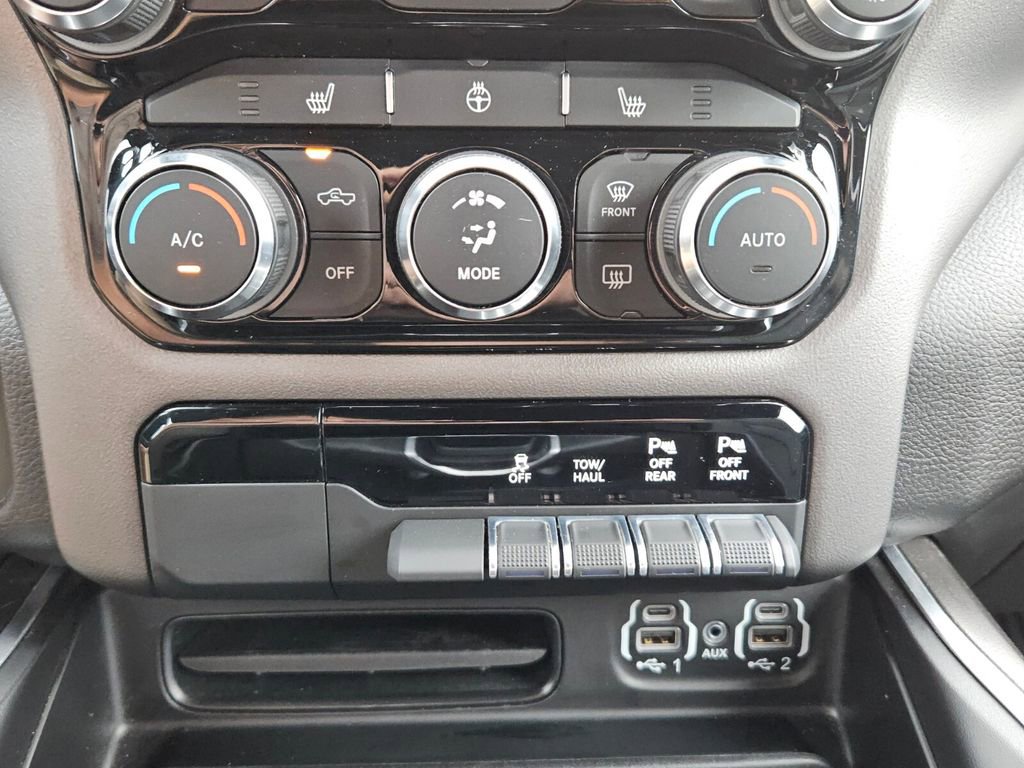 Used 2022 RAM 1500 Big Horn AWD/4WD image 19