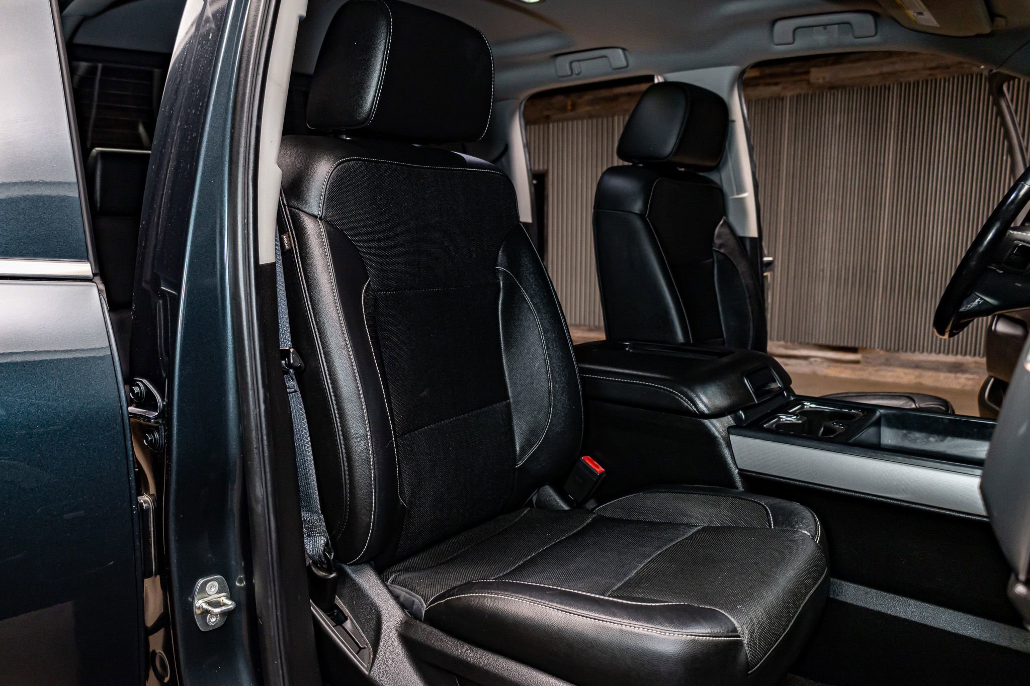 Used 2018 Chevrolet Silverado 1500 LTZ Z71 w/ LTZ Plus Package image 28