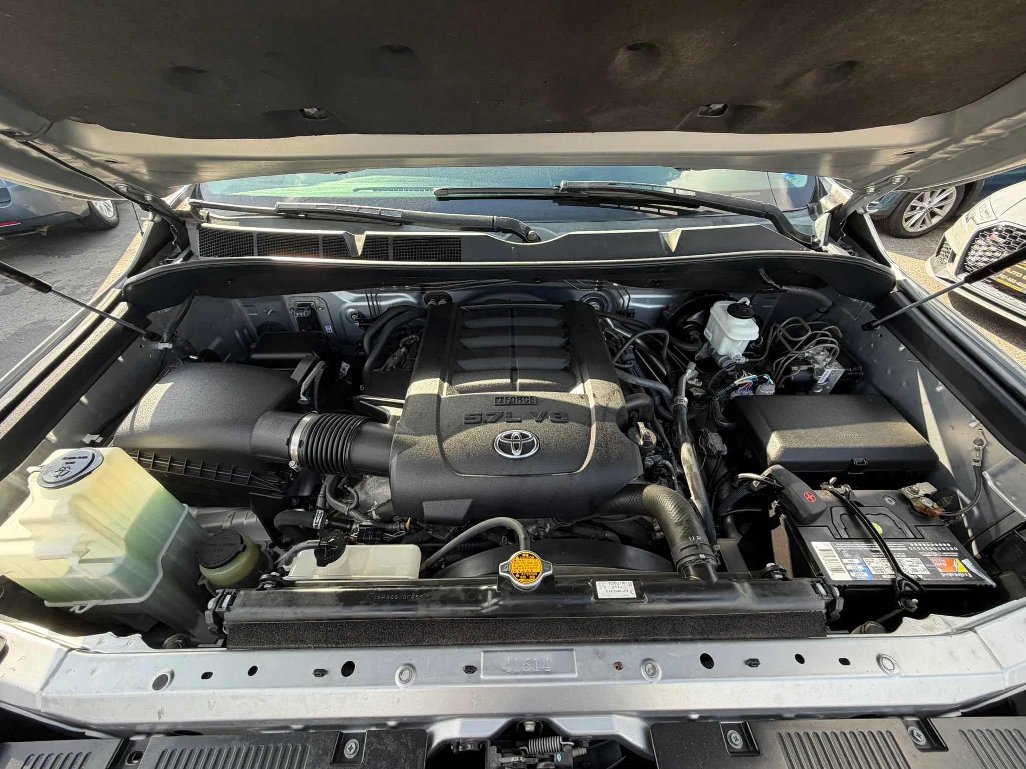 Used 2016 Toyota Tundra SR5 w/ TRD Off Road Package AWD/4WD image 44