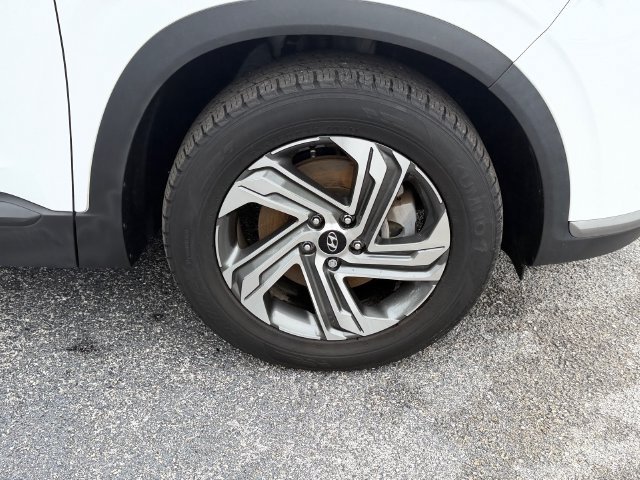 Used 2023 Hyundai Santa Fe SEL FWD image 9