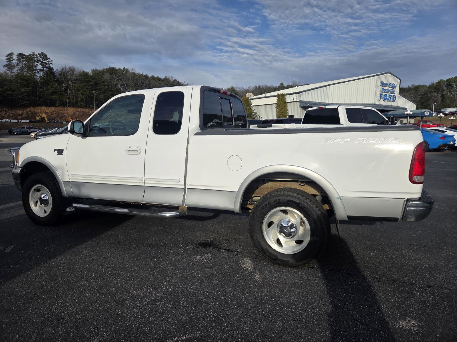 Used 2001 Ford F150 XLT image 3