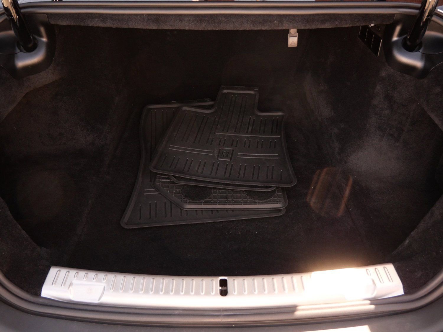 Certified 2022 Rolls-Royce Ghost w/ Ghost Package image 30