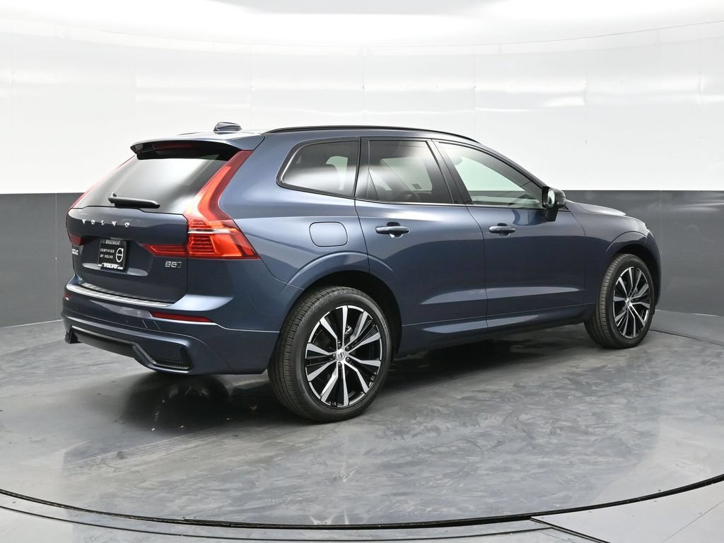 Used 2024 Volvo XC60 B5 Plus w/ Protection Package Premier AWD/4WD image 7