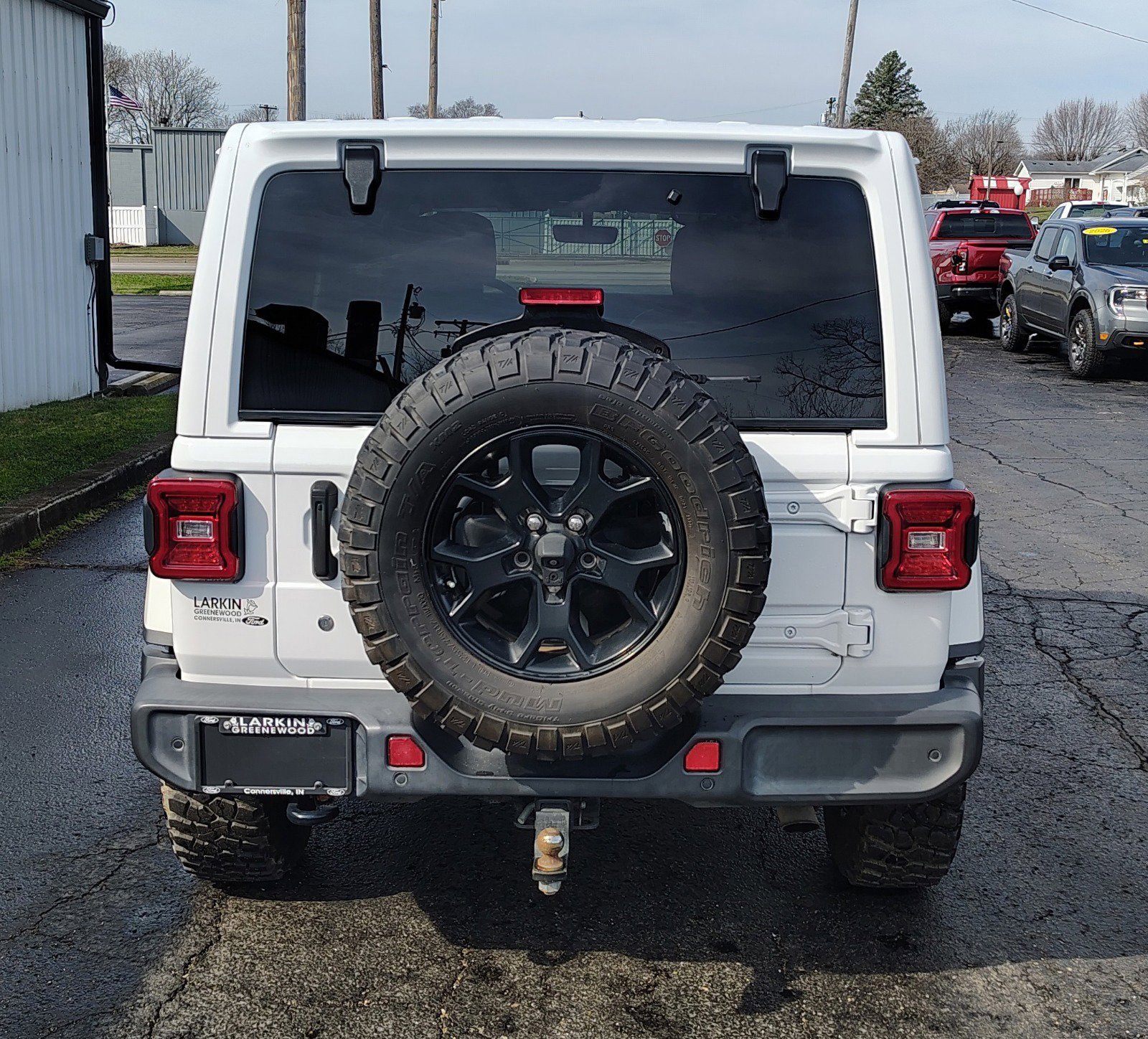 Used 2018 Jeep Wrangler Unlimited Sahara w/ Quick Order Package 24M Moab image 4