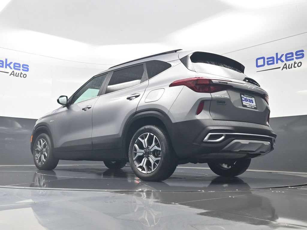 Certified 2022 Kia Seltos EX AWD/4WD image 42