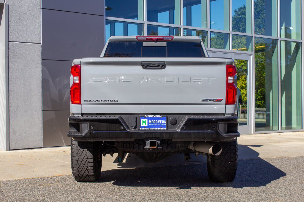 Used 2024 Chevrolet Silverado 2500 ZR2 AWD/4WD image 9