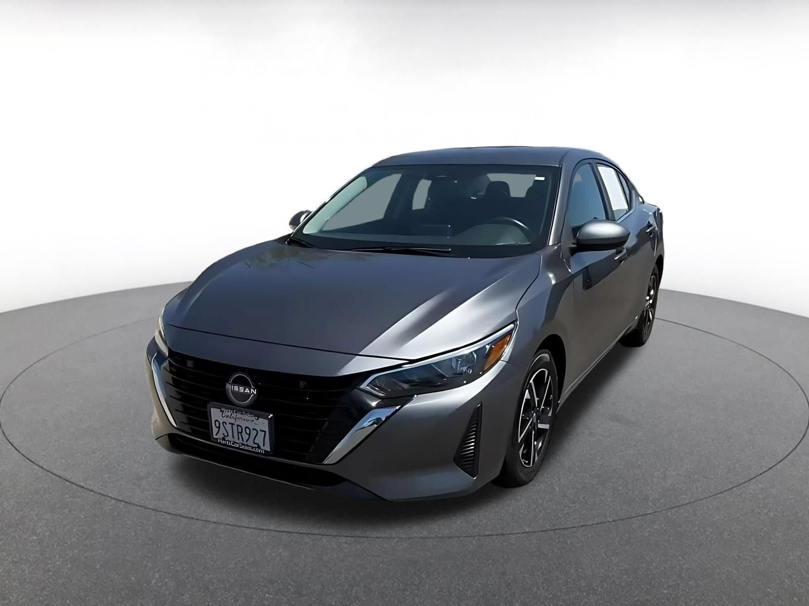 Used 2025 Nissan Sentra SV FWD image 6