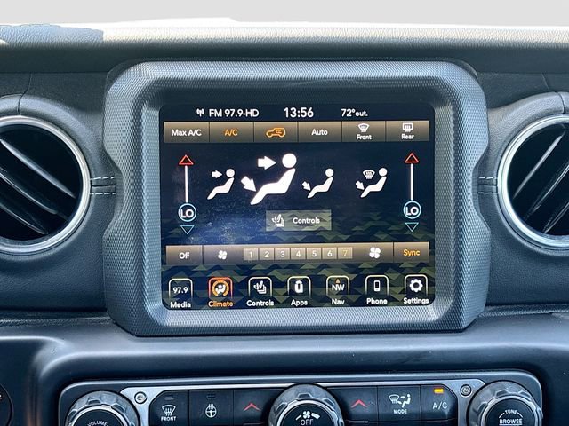 Used 2020 Jeep Wrangler Unlimited Sahara AWD/4WD image 33