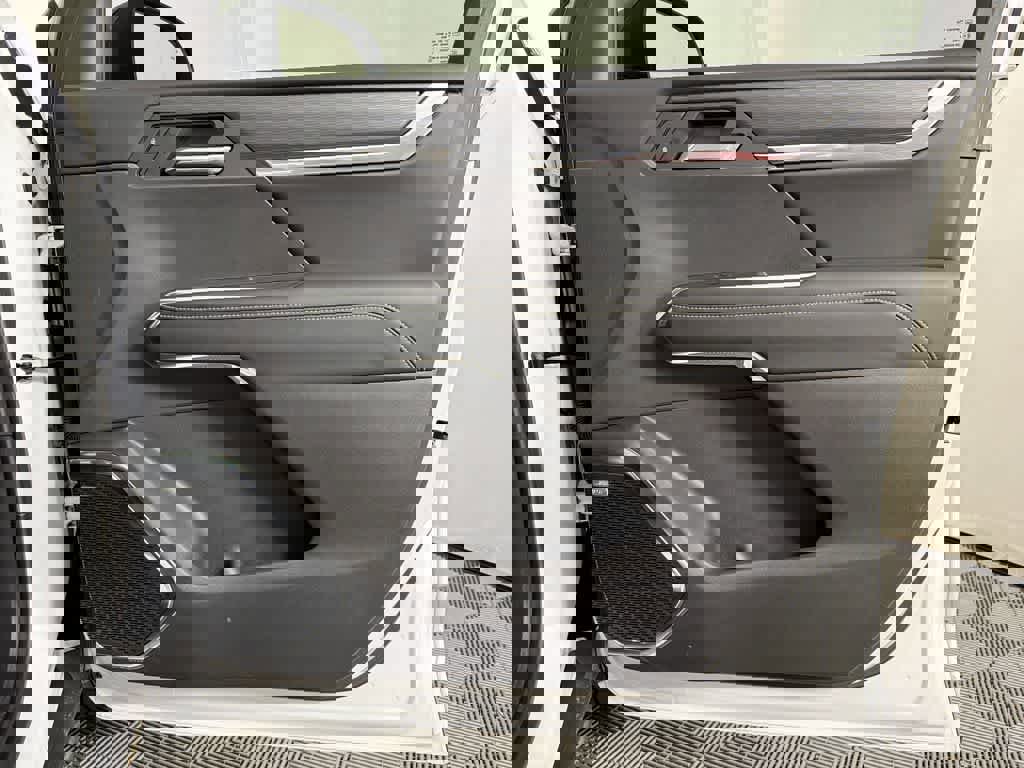 New 2025 GMC Acadia Elevation w/ Elevation Premium Package image 23