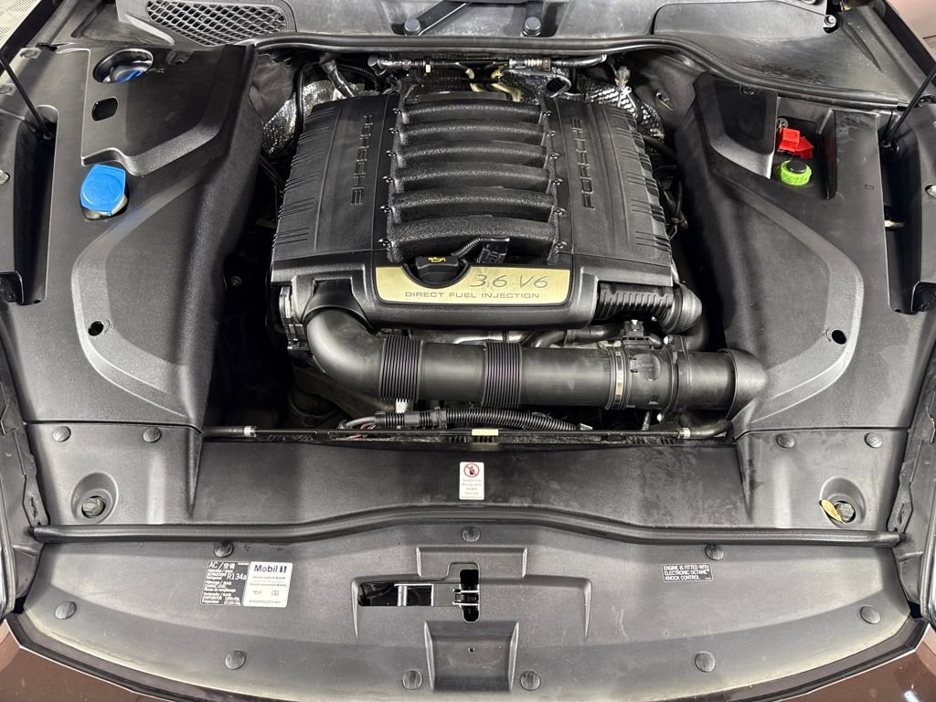 Used 2016 Porsche Cayenne Base w/ Premium Package image 9