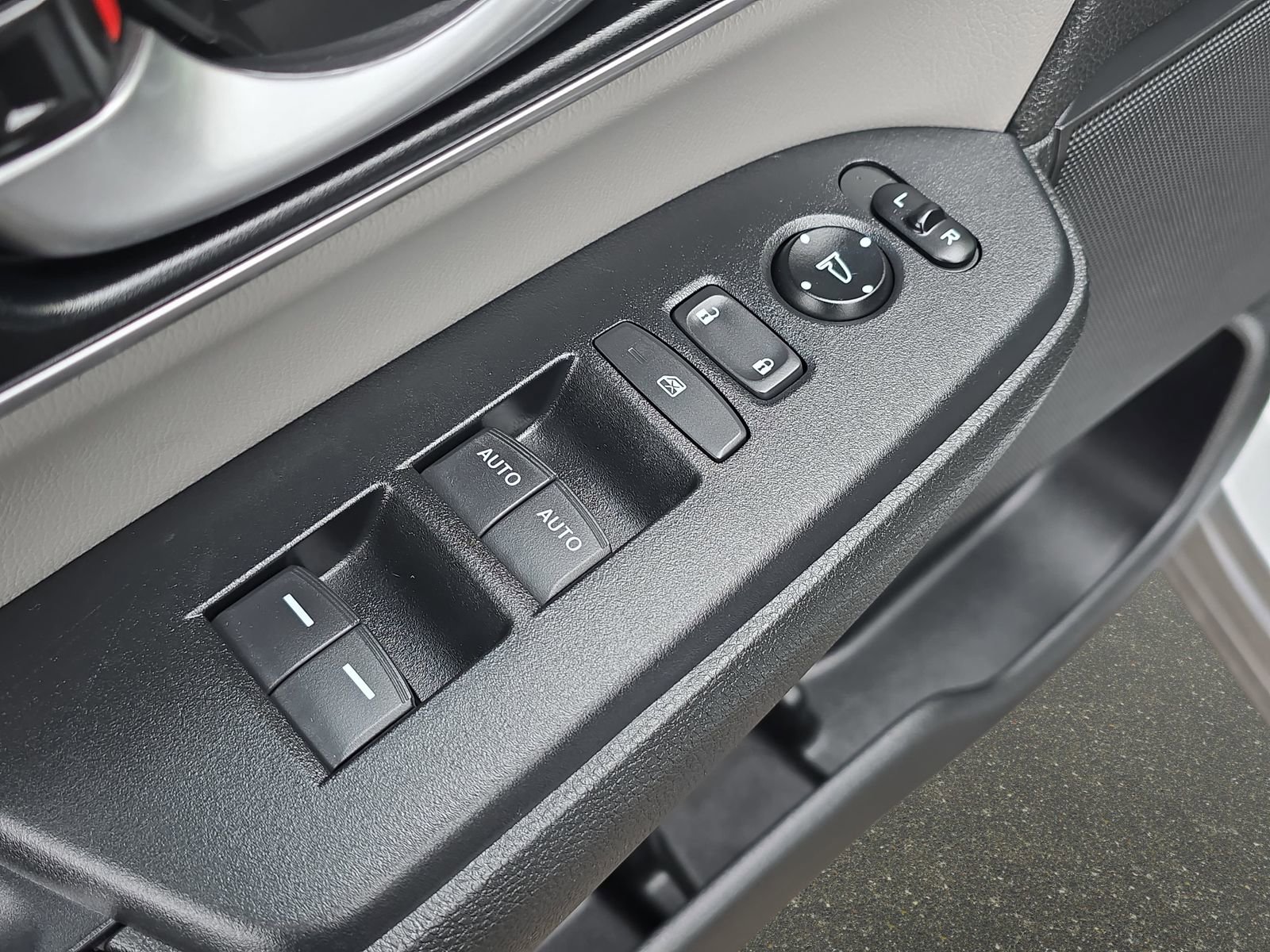 Certified 2020 Honda CR-V EX-L image 25