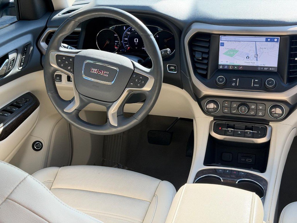 Used 2021 GMC Acadia Denali w/ Denali Ultimate Package AWD/4WD image 13