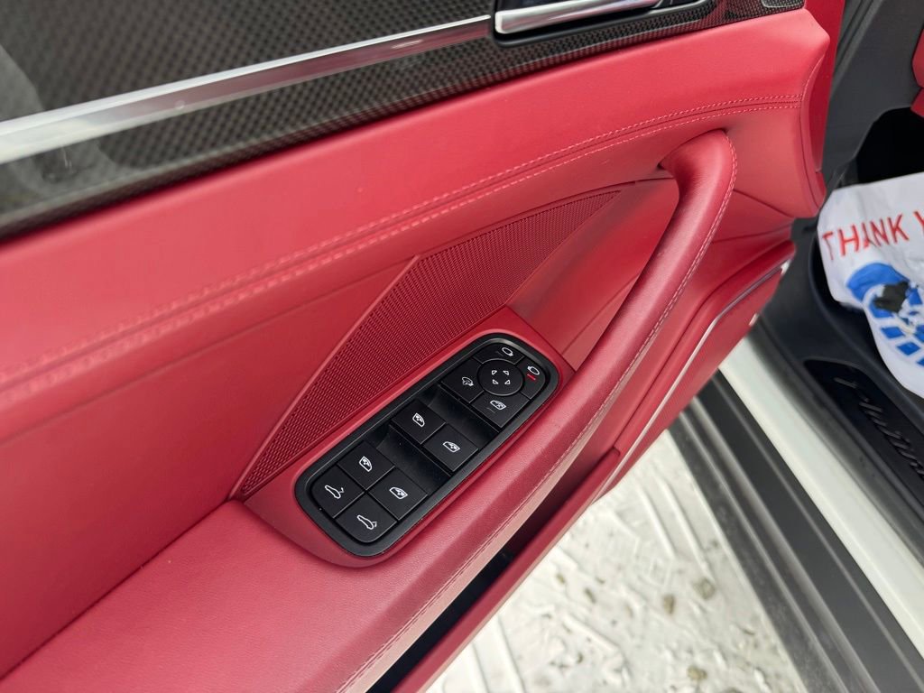 Used 2023 Porsche Panamera 4 Platinum Edition image 27