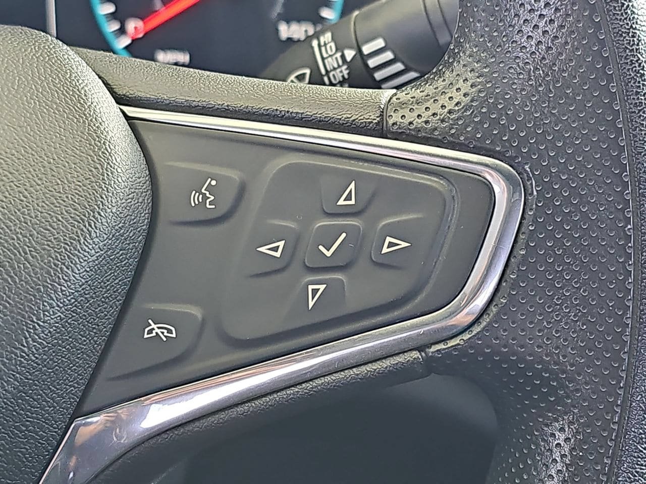 Used 2019 Chevrolet Malibu LT FWD image 22