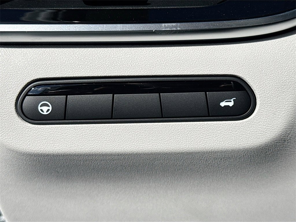 New 2026 INFINITI QX60 Luxe w/ Cargo Package image 10