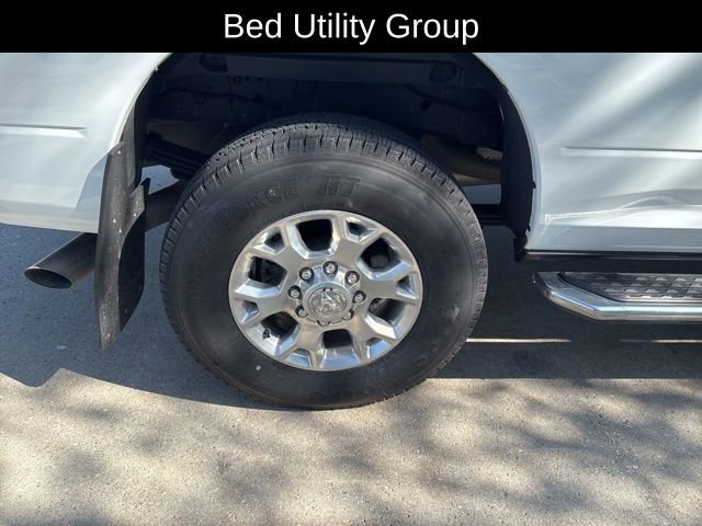 Used 2024 RAM 3500 Laramie w/ Towing Technology Group AWD/4WD image 9