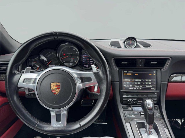 Used 2016 Porsche 911 Turbo S image 33