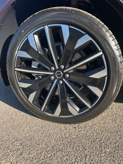 New 2026 Volvo XC60 B5 Ultra w/ Climate Package PRO image 27