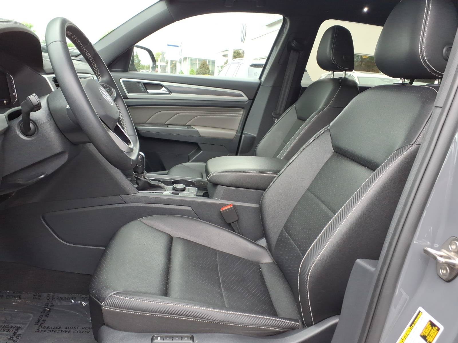 Certified 2023 Volkswagen Atlas Cross Sport SEL AWD/4WD image 18