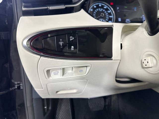 Used 2024 Genesis Electrified GV70 Advanced image 19