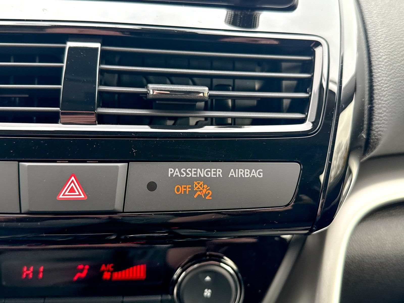 New 2026 Mitsubishi Eclipse Cross LE AWD/4WD image 33