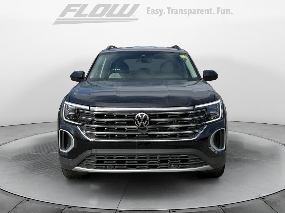 New 2026 Volkswagen Atlas SE image 2